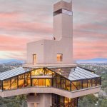 world's tallest house