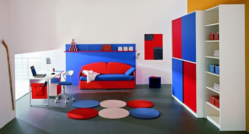 Color Palettes: Red, white & blue room