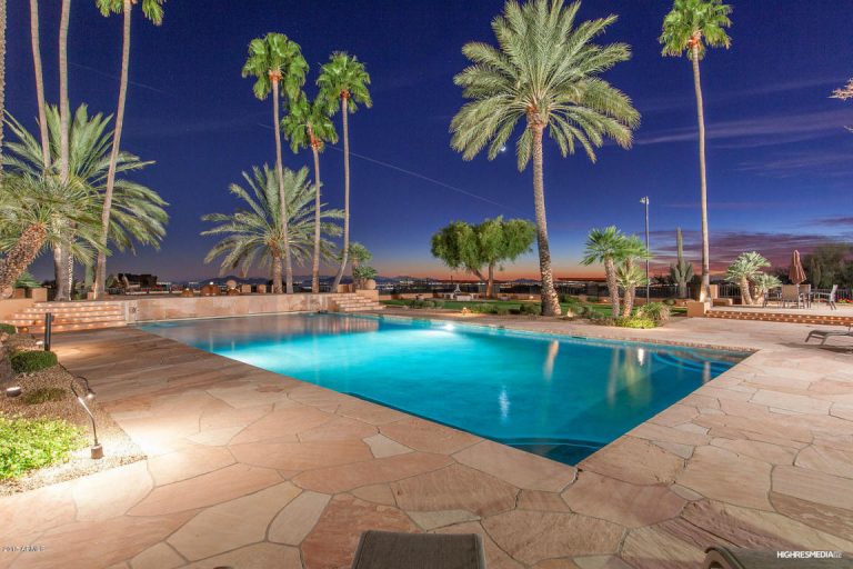 7 beautiful Arizona luxury home pools to fall in love with - AZ Big Media