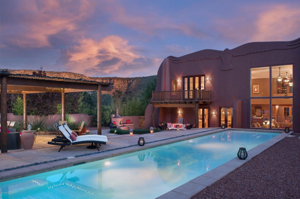 7 beautiful Arizona luxury home pools to fall in love with - AZ Big Media