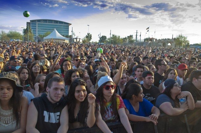 The crowd watches the Dirty Heads perform at the Pot of Gold Music Festival in 2015 (Photo by Mike Mertes, AZ Big Media)