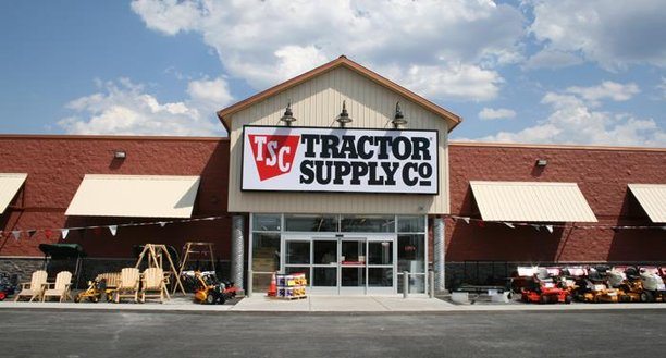 AZ Big Media Tractor Supply Company plans Arizona distribution center