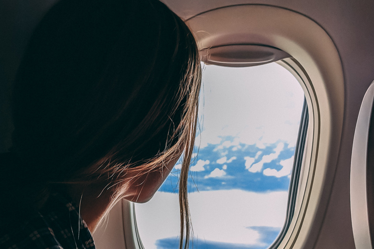 40 useful tips and tricks for traveling by plane - AZ Big Media