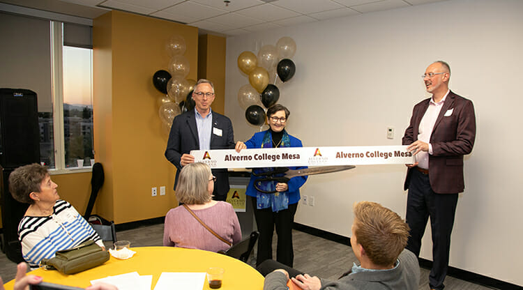 Alverno College opens nursing education center in Mesa - AZ Big Media