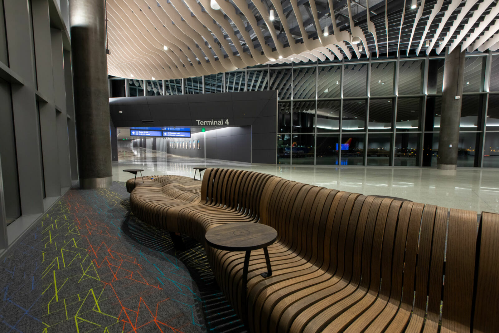 Phoenix Sky Harbor opens new 8th concourse at Terminal 4