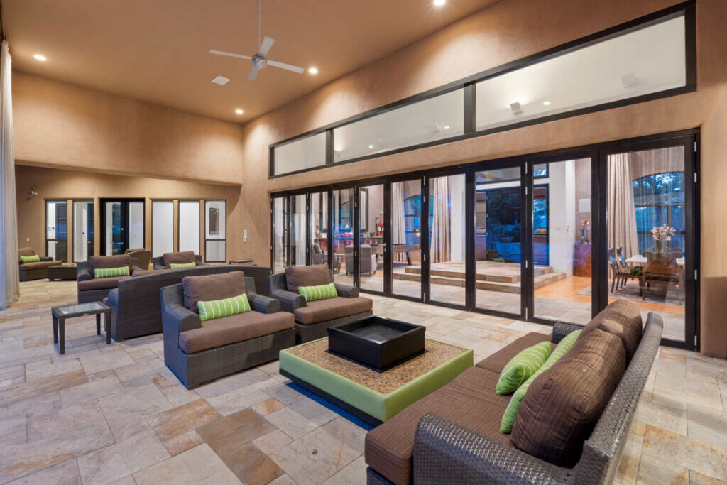 23-Covered Patio