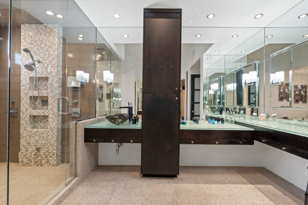 60-Primary Bathroom