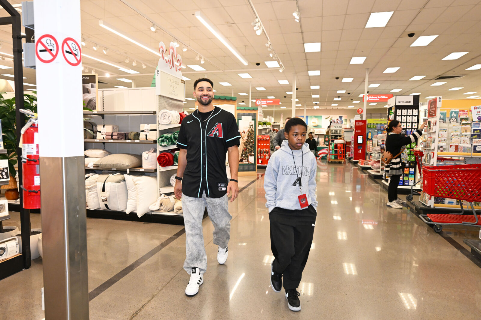 D-backs Give Back Shopping Spree