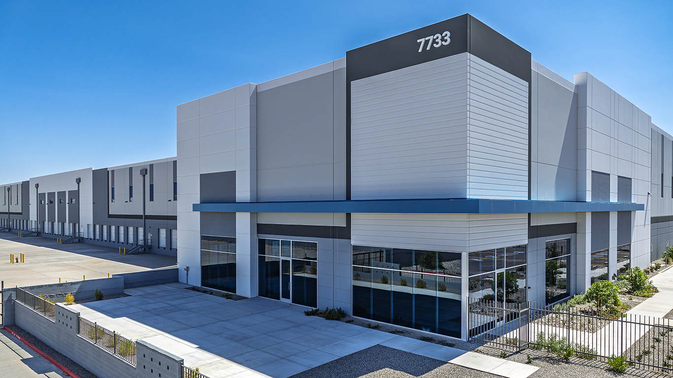 Luke Field becomes highest-scoring LEED Gold v4 industrial building in Arizona