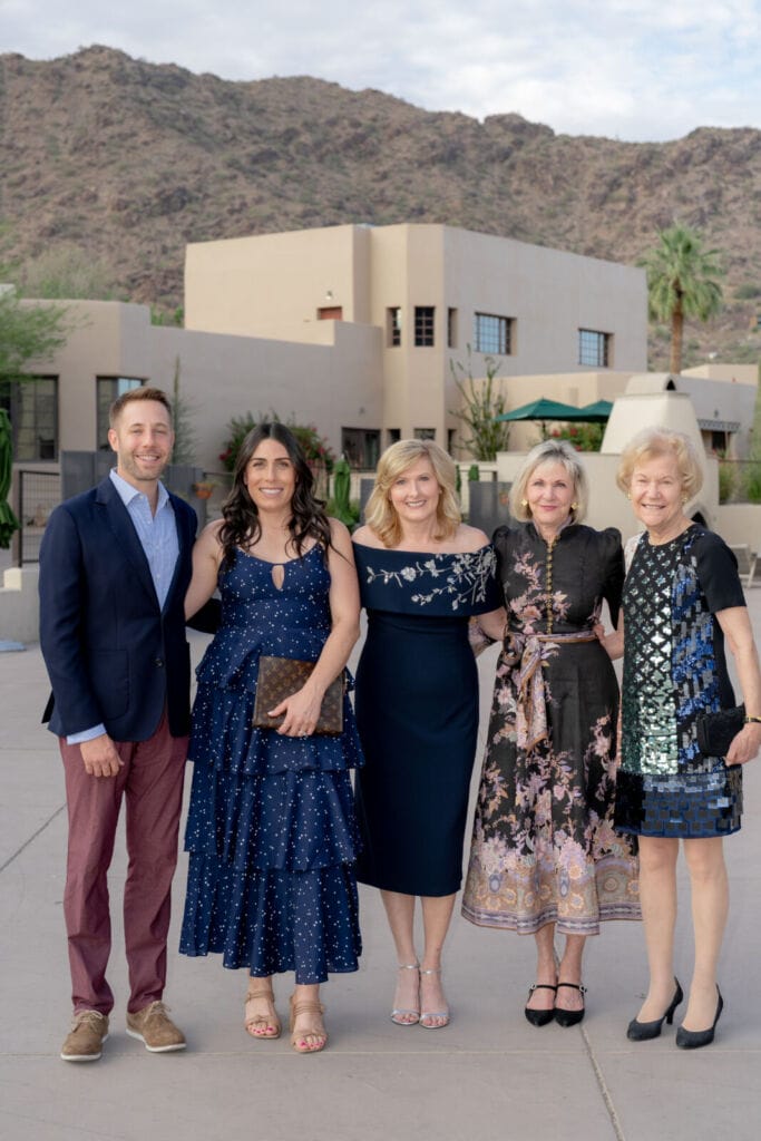 7R502231 Joe and Liset Feltham, CEO Debbie Shumway, Gala Chair JoEllen Feltham, Janice Brambilla
