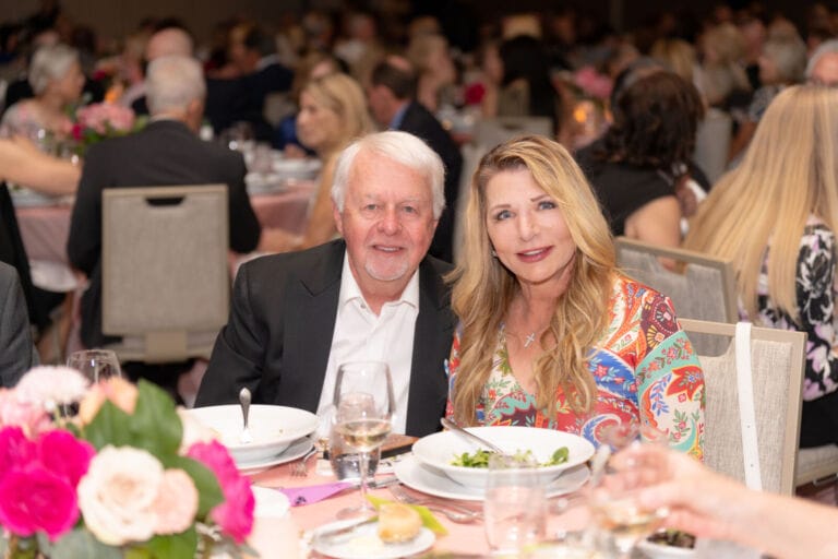 7R503395 Barry Young and Kim Komando