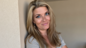 Podcaster Bella Vasta unravels life’s stresses with AI