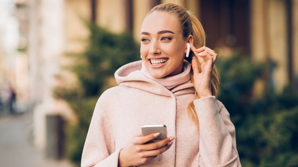 AirPods 4 vs Pro 3 vs AirPods 5: Buy or wait?