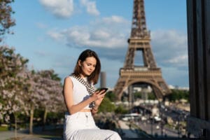 From Phoenix to Paris: Why smart travelers are setting up mobile data before they fly