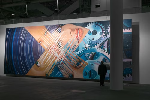 Why is custom lenticular art popular for creative displays?