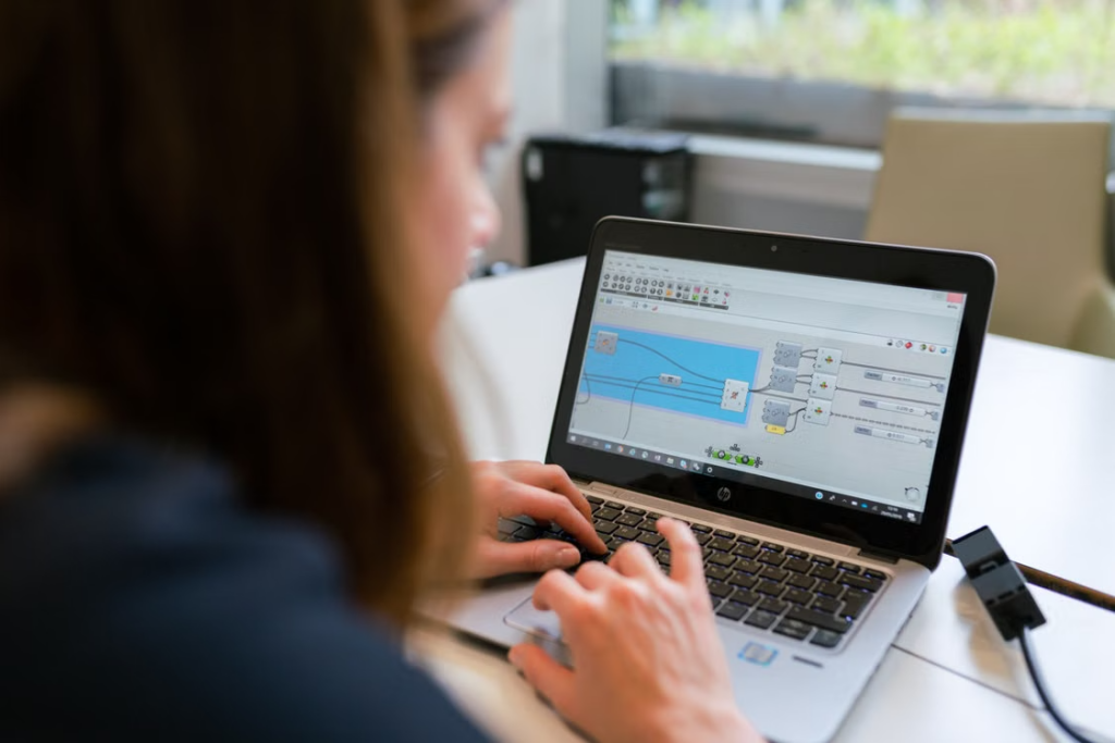 Field Routes Software How field service software streamlines operations - AZ Big Media